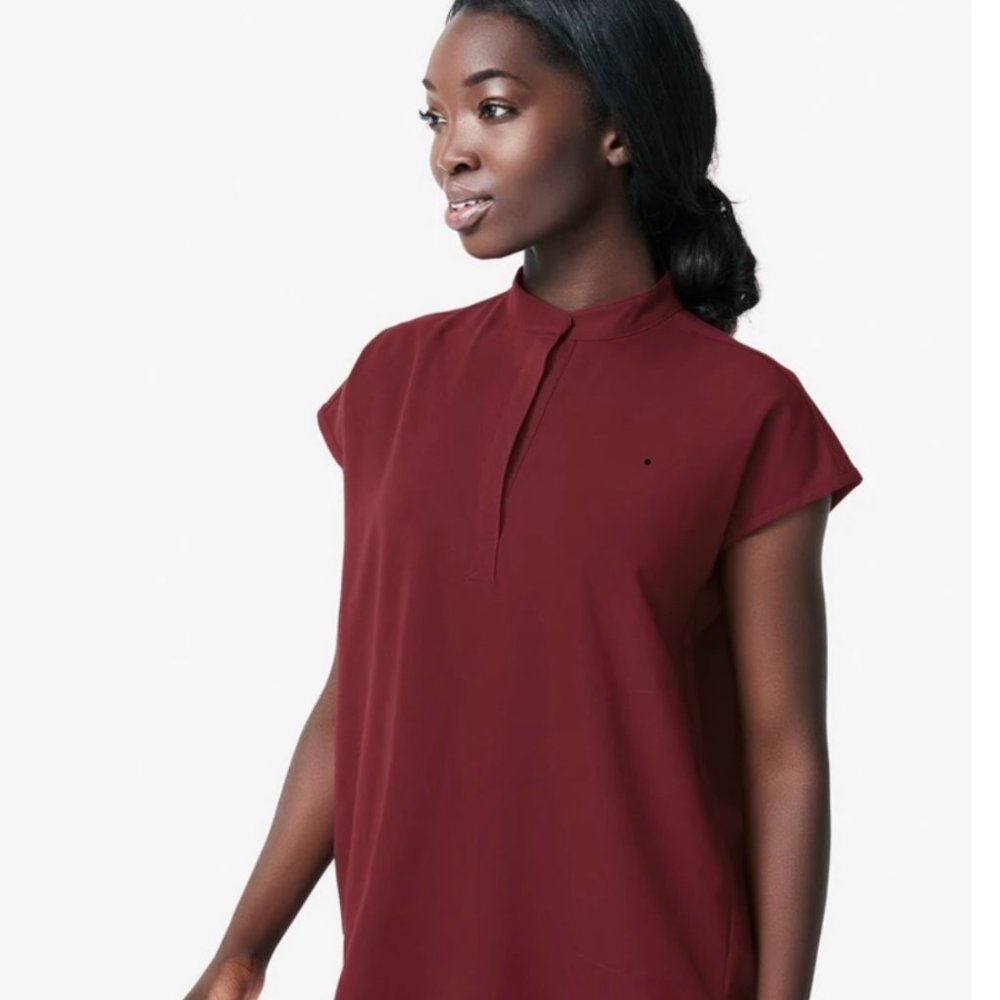 Burgundy Rafael Scrub top in XXS, Zamora joggers in XS regular length